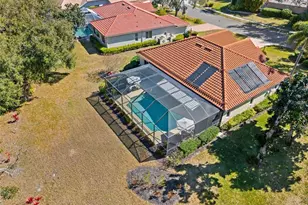 4751 Carrington Cir, Sarasota, FL 34243 - Photo 43