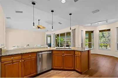 4751 Carrington Circle, Sarasota, FL 34243 - Photo 15