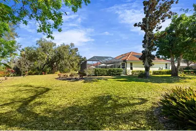 4751 Carrington Circle, Sarasota, FL 34243 - Photo 37