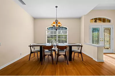 4751 Carrington Circle, Sarasota, FL 34243 - Photo 13