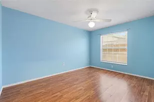 2874 Indianwood Dr, Sarasota, FL 34232 - Photo 17