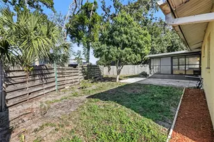 2874 Indianwood Dr, Sarasota, FL 34232 - Photo 21