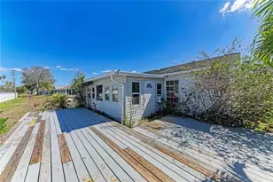 3810 39th Ave W, Bradenton, FL 34205 - Photo 37