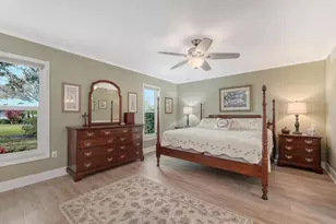 4312 Dresden Ln, Sarasota, FL 34233 - Photo 13