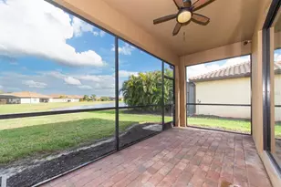 319 Whispering Palms Ln, Bradenton, FL 34212 - Photo 31