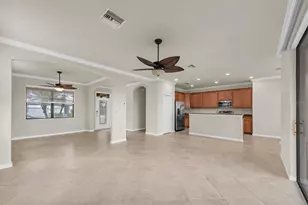 319 Whispering Palms Ln, Bradenton, FL 34212 - Photo 9