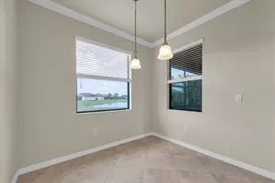 319 Whispering Palms Ln, Bradenton, FL 34212 - Photo 13