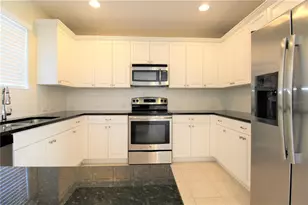 3848 Shimmering Oaks Dr, Parrish, FL 34219 - Photo 3