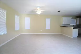 3848 Shimmering Oaks Dr, Parrish, FL 34219 - Photo 5