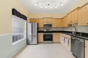7604 Plantation Cir, University Park, FL 34201 - Photo 3