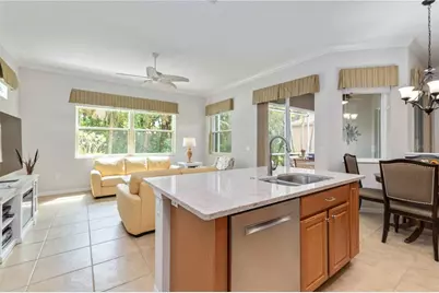 8150 Indigo Ridge Terrace, University Park, FL 34201 - Photo 5