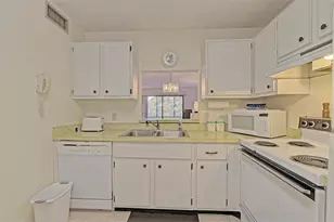 144 Pinehurst Dr, Bradenton, FL 34210 - Photo 11