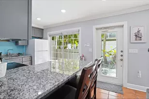 1325 Gulf Dr N, Bradenton Beach, FL 34217 - Photo 15