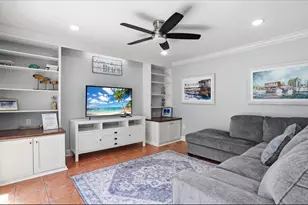 1325 Gulf Dr N, Bradenton Beach, FL 34217 - Photo 11