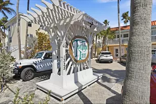 1325 Gulf Dr N, Bradenton Beach, FL 34217 - Photo 5