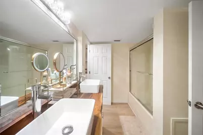 3700 S Osprey Avenue #118, Sarasota, FL 34239 - Photo 15