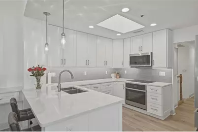 1912 Harbourside Drive #604, Longboat Key, FL 34228 - Photo 13