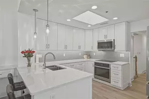 1912 Harbourside Dr, Longboat Key, FL 34228 - Photo 13