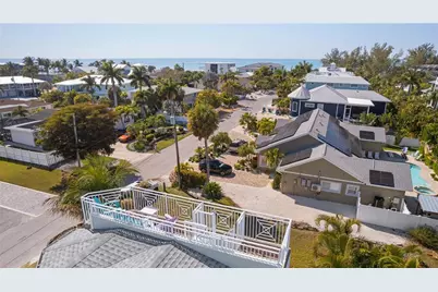 130 50th Street, Holmes Beach, FL 34217 - Photo 35