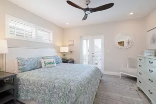 130 50th St, Holmes Beach, FL 34217 - Photo 27