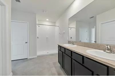 3279 Hilltop Circle, Lakewood Ranch, FL 34211 - Photo 27