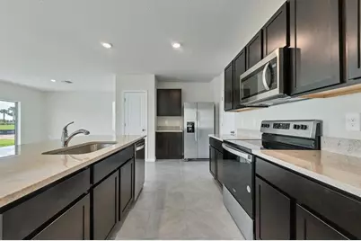 3279 Hilltop Circle, Lakewood Ranch, FL 34211 - Photo 7