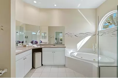8958 Olde Hickory Avenue, Sarasota, FL 34238 - Photo 25