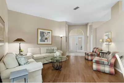 8958 Olde Hickory Avenue, Sarasota, FL 34238 - Photo 9