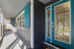 3827 Sugar Ln, Sarasota, FL 34235 - Photo 5