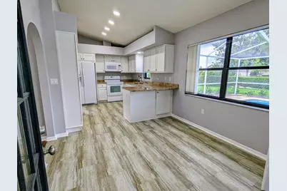 9447 Ashley Drive, Weeki Wachee, FL 34613 - Photo 17