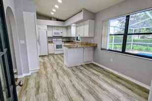 9447 Ashley Dr, Weeki Wachee, FL 34613 - Photo 17