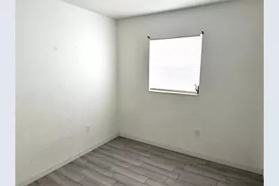 1221 22nd Avenue W, Palmetto, FL 34221 - Photo 7