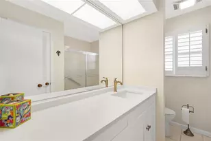 928 S Gondola Dr, Venice, FL 34293 - Photo 17