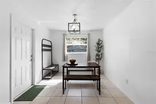 2415 18th St Ct E, Bradenton, FL 34208 - Photo 9