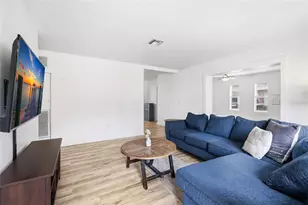 2415 18th St Ct E, Bradenton, FL 34208 - Photo 3