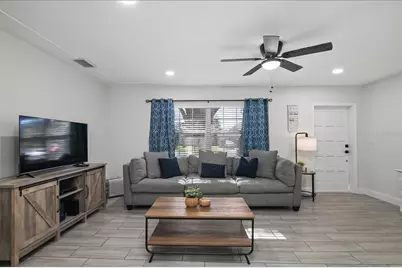 2405 48th Avenue W, Bradenton, FL 34207 - Photo 5