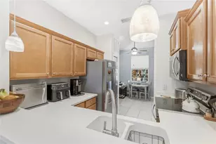 811 Fairwaycove Ln, Bradenton, FL 34212 - Photo 5