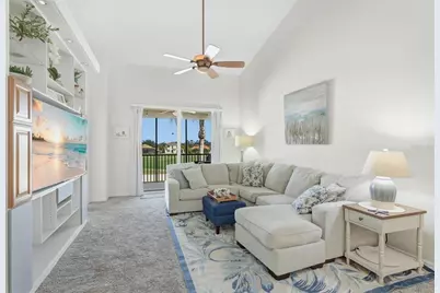 811 Fairwaycove Lane #204, Bradenton, FL 34212 - Photo 3