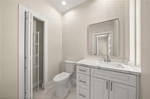 1044 SW 120th Dr, Gainesville, FL 32607 - Photo 9