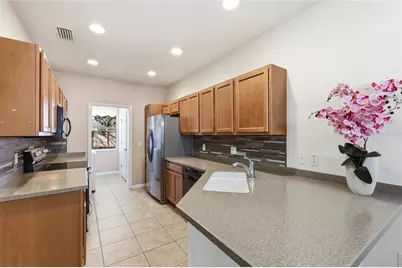 3880 82nd Avenue Circle E #104, Sarasota, FL 34243 - Photo 11