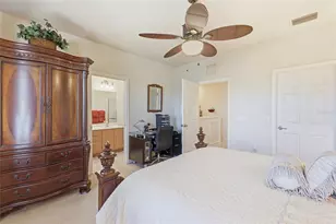 3880 82nd Ave Cir E, Sarasota, FL 34243 - Photo 17