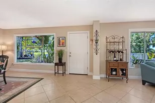 836 Magellan Dr, Sarasota, FL 34243 - Photo 17