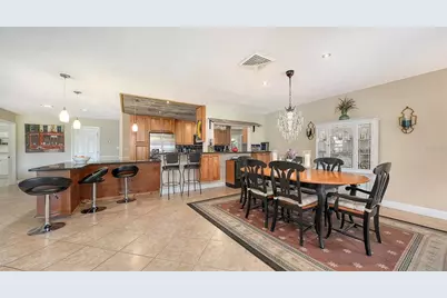 836 Magellan Drive, Sarasota, FL 34243 - Photo 13