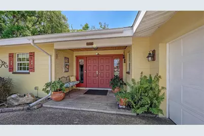 836 Magellan Drive, Sarasota, FL 34243 - Photo 3