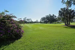 836 Magellan Dr, Sarasota, FL 34243 - Photo 69