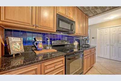 836 Magellan Drive, Sarasota, FL 34243 - Photo 19