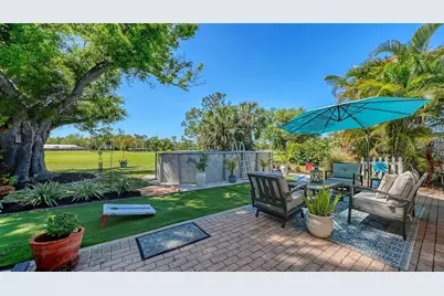 836 Magellan Drive, Sarasota, FL 34243 - Photo 33