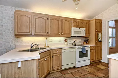 720 Connemara Court, Venice, FL 34292 - Photo 19