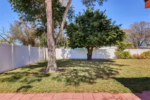 3210 21st Ave Dr W, Bradenton, FL 34205 - Photo 27