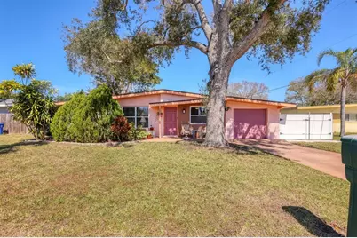 3210 21st Avenue Drive W, Bradenton, FL 34205 - Photo 1